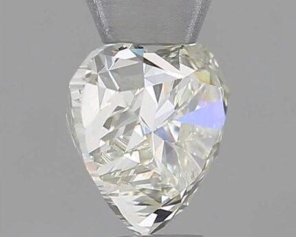 1.05 Carat Heart Diamond Dubai