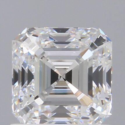 1 Carat Square Emerald Diamond Dubai